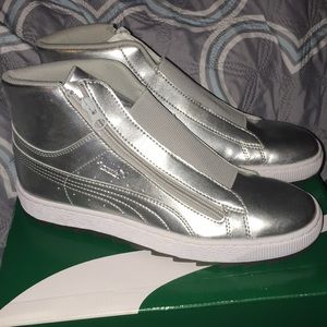 Puma Sneakers